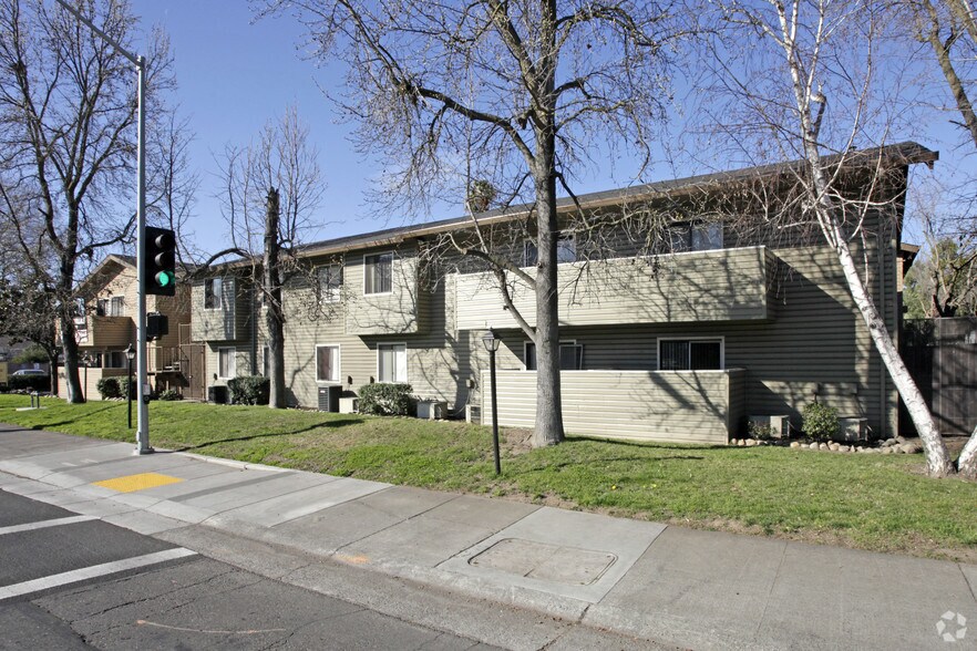 Parkview Village Apartments Rentals Sacramento, CA