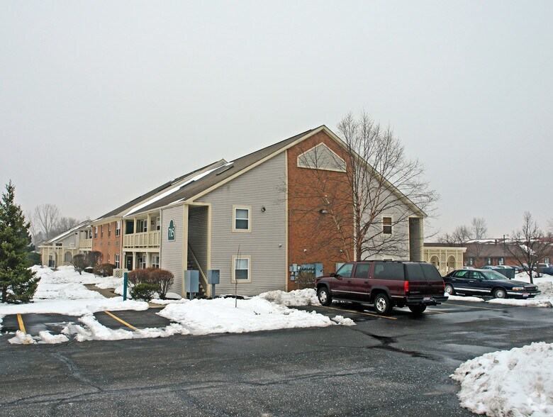 Greenlawn Arbors Apartments Rentals Springfield, OH