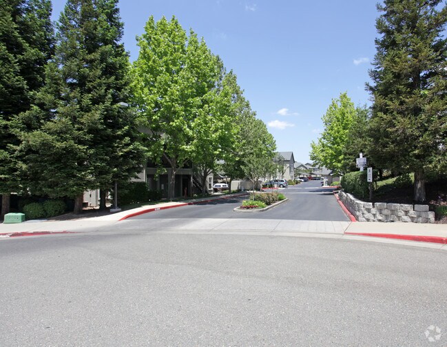The Preserve at Creekside Apartments Rentals Roseville, CA