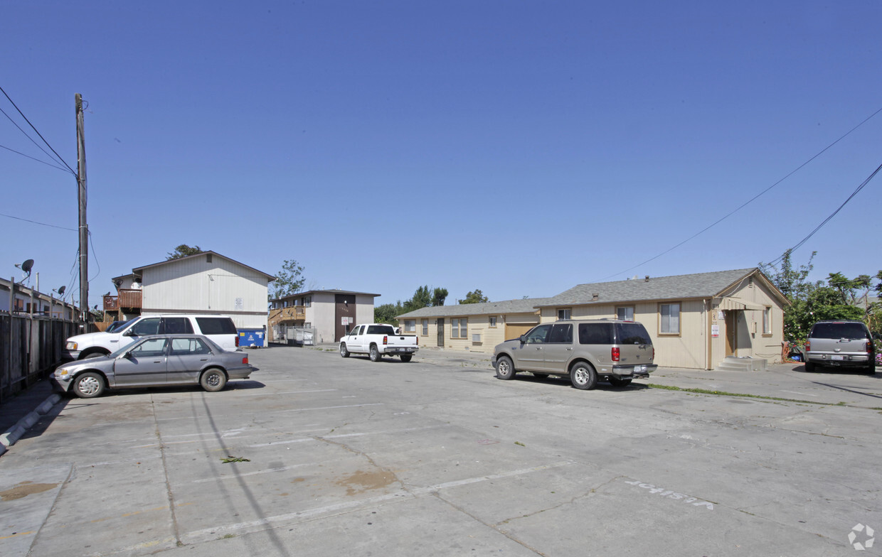 E Laurel Dr Salinas Ca Apartments In Salinas Ca