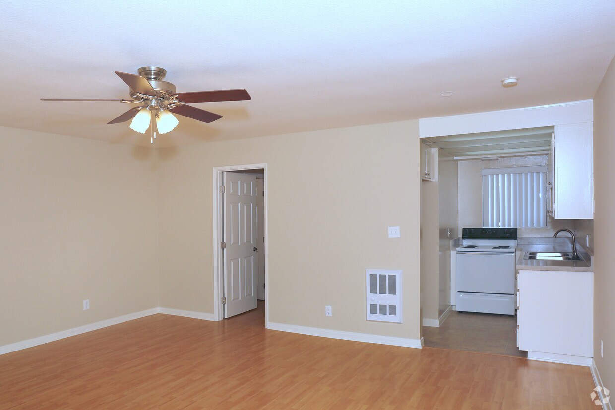Westlake Village Apartments In Costa Mesa Ca Westside Rentals
