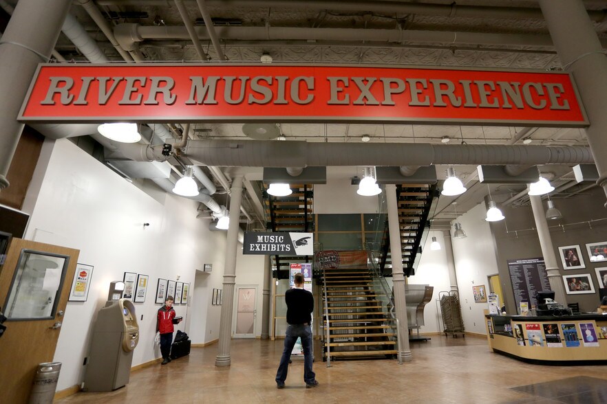 Regency Apartments Rentals Bettendorf, IA