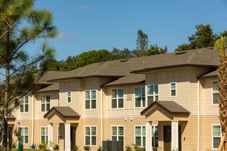 Oakwood Apartments Sarasota Reviews Oakwood Apartments Sarasota Reviews
