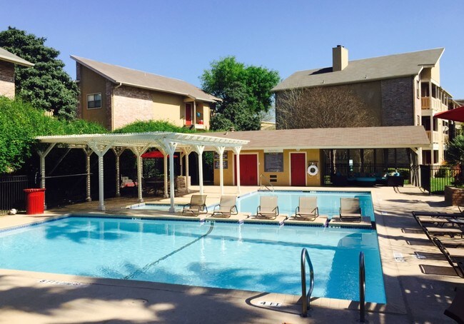 The Place At Shadow Valley Apartments San Antonio Tx The Place At Shadow Valley Apartments San Antonio Tx