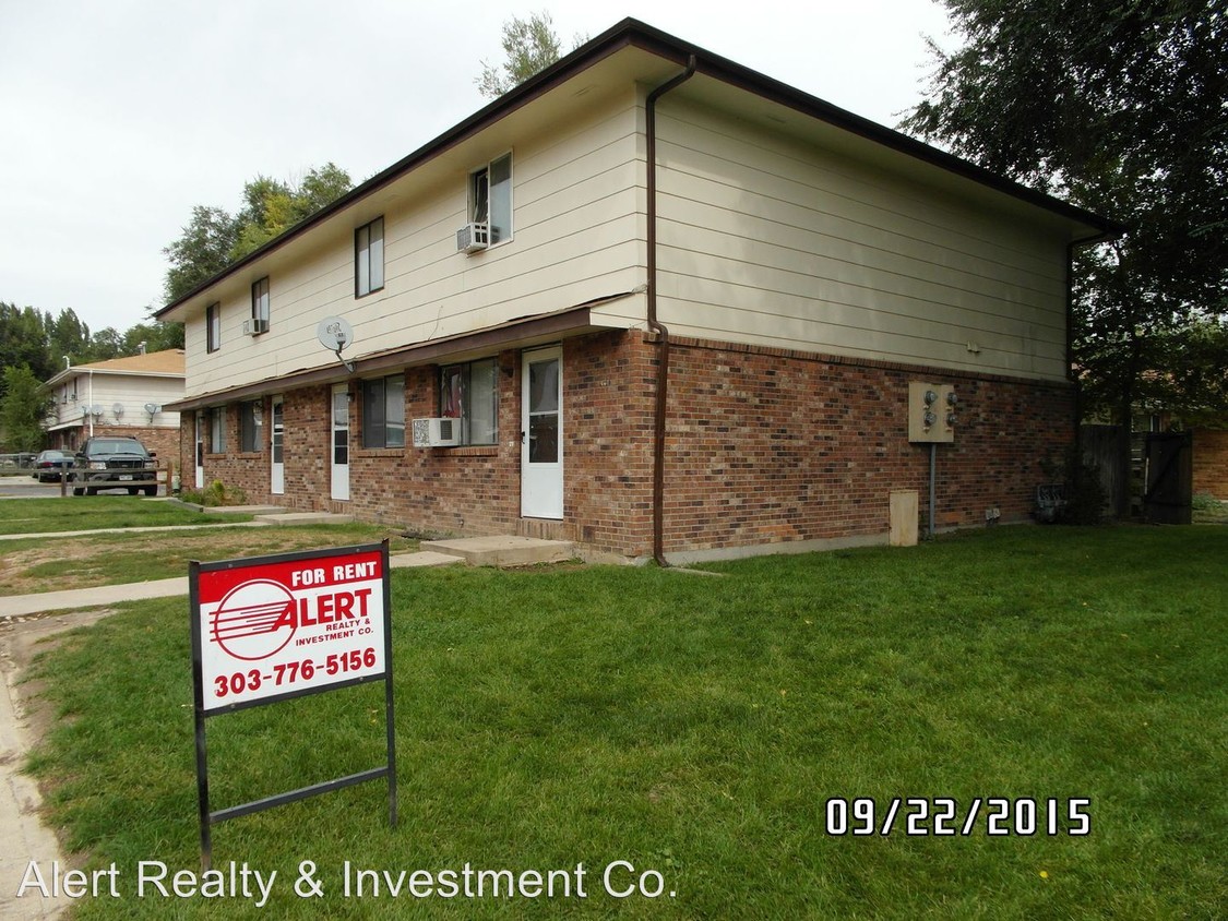 E Saint Clair Ave Unit A D Longmont Co Condo For Rent In