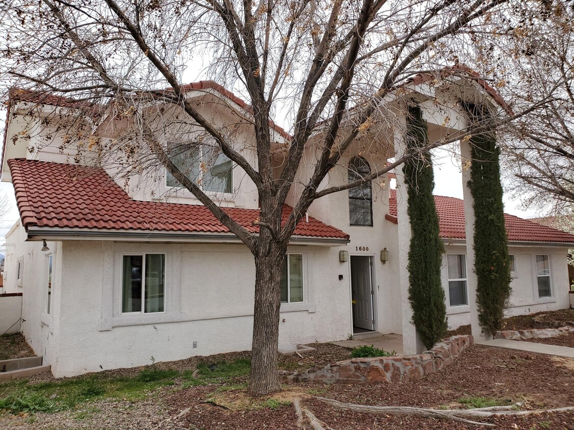 Rosewood Ave Nw Albuquerque Nm House Rental In