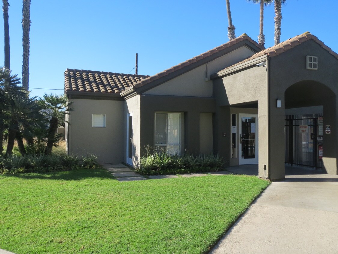 124 Apartments Available for Rent in Huntington Beach, CA