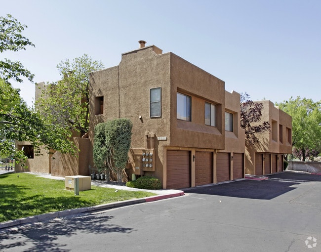 The Village at Tierra Antigua Rentals Albuquerque, NM