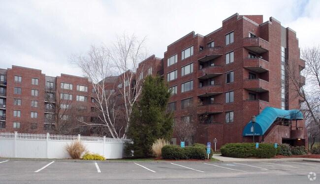 Devonshire Place Apartments Holyoke Devonshire Place Apartments Holyoke