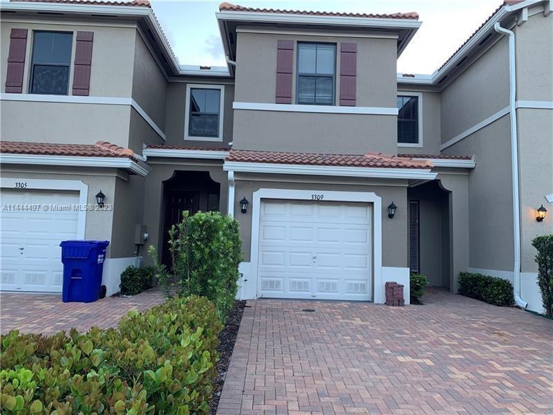 Nw Th Ave Pompano Beach Fl Townhome Rentals In Pompano