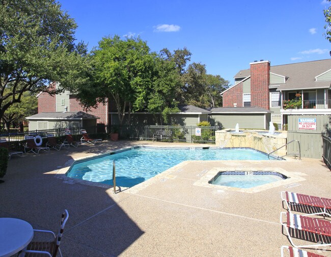 Bradford Pointe Apartments And Townhomes Bradford Pointe Apartments And Townhomes