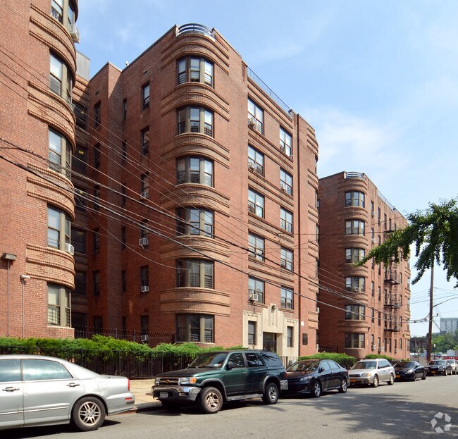 2175 Cedar Ave Bronx, NY 10468 Rentals Bronx, NY