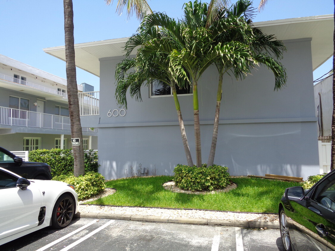 600 N Ocean Blvd Unit 4a Pompano Beach FL 33062 Condo For Rent In