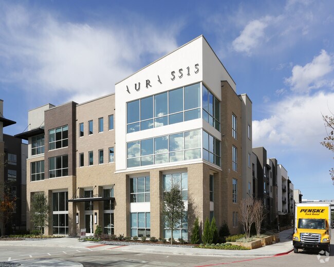 Estancia Townhomes Rentals Dallas, TX