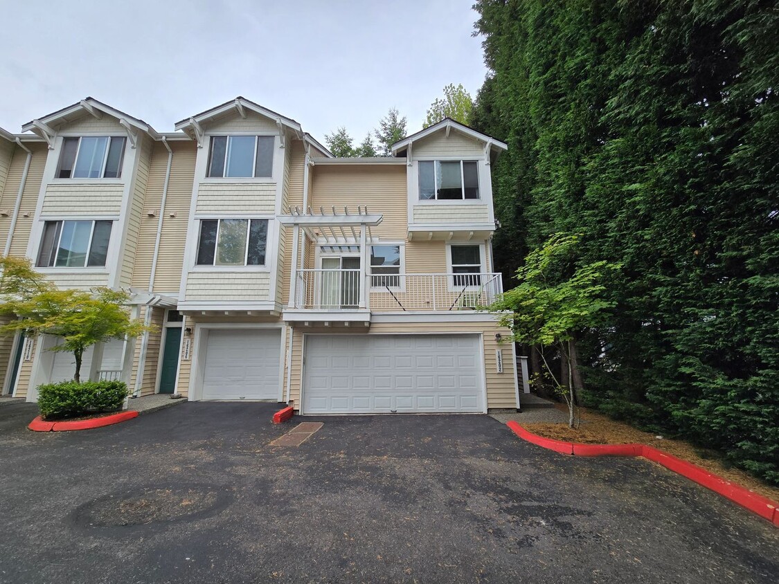 16202 118th Ln NE Bothell WA 98011 Townhome Rentals In Bothell WA