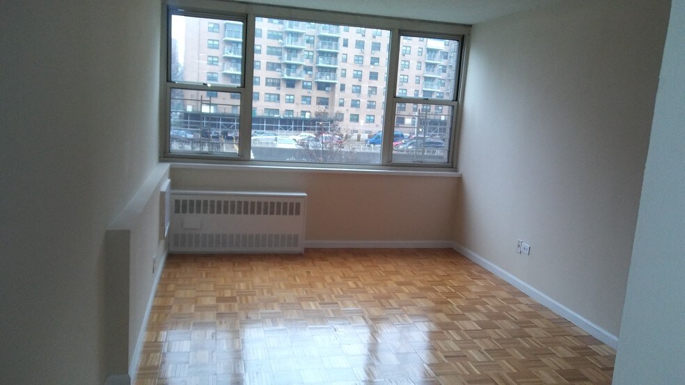 2001 Story Ave Bronx, NY 10473 Rentals Bronx, NY