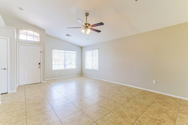 Building Photo - 7517 E Nopal Ave