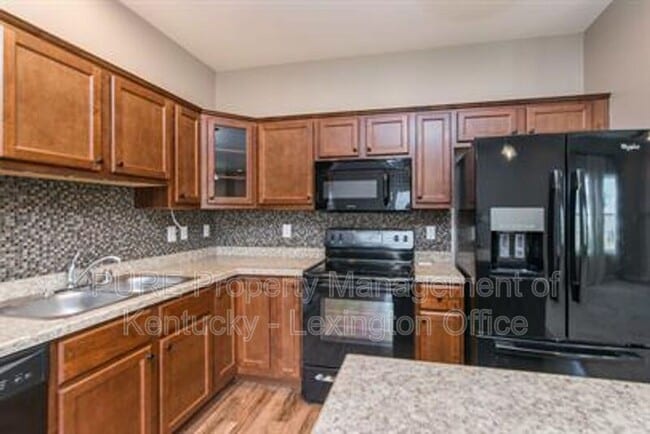 Building Photo - 228 Old Woolen Mill Ln