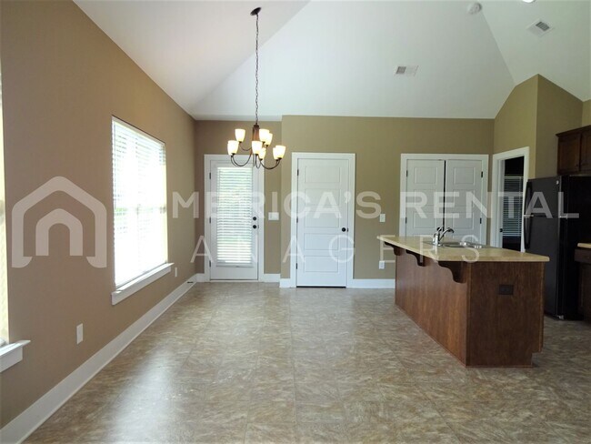 Building Photo - DEPOSIT PENDING!!! Home for Rent in Calera...
