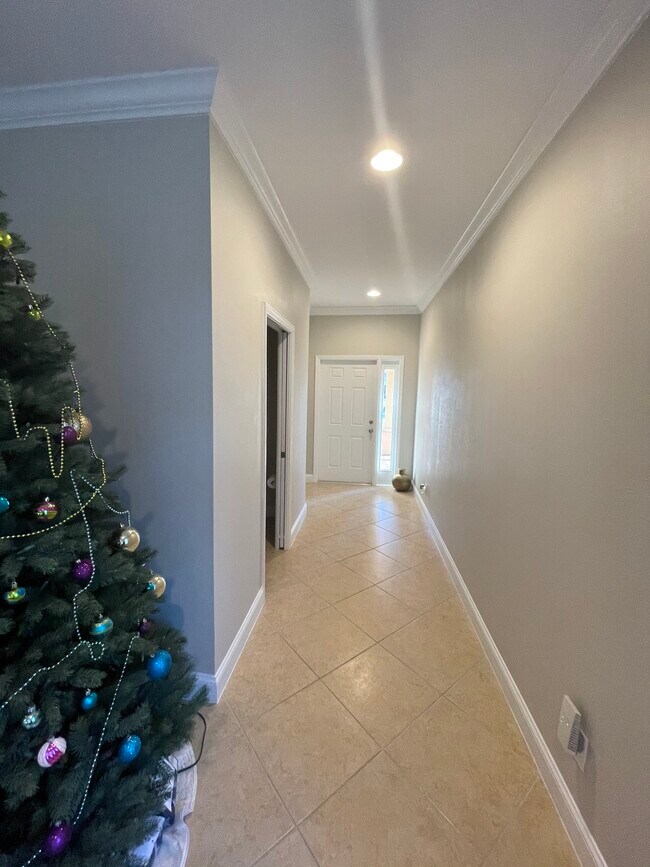 Foto del edificio - 15394 Summit Pl Cir