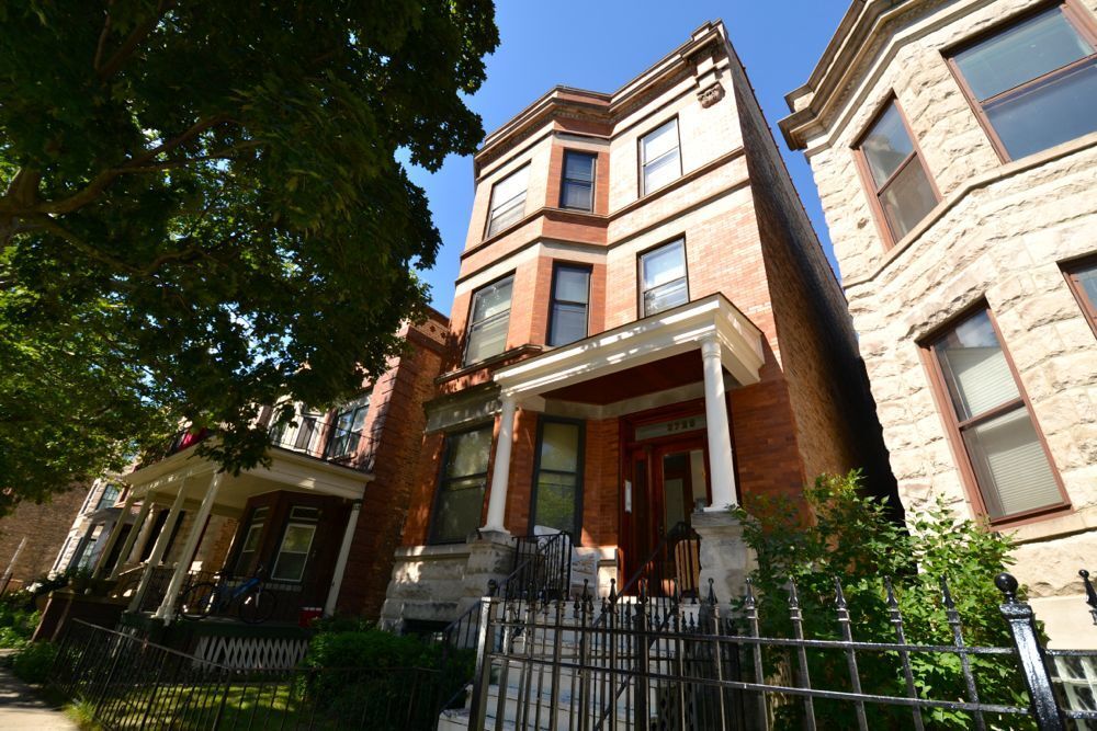 Primary Photo - 3720 N Wayne Ave