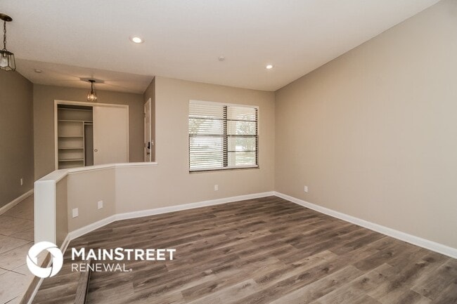 Building Photo - 754 Bistline Ave