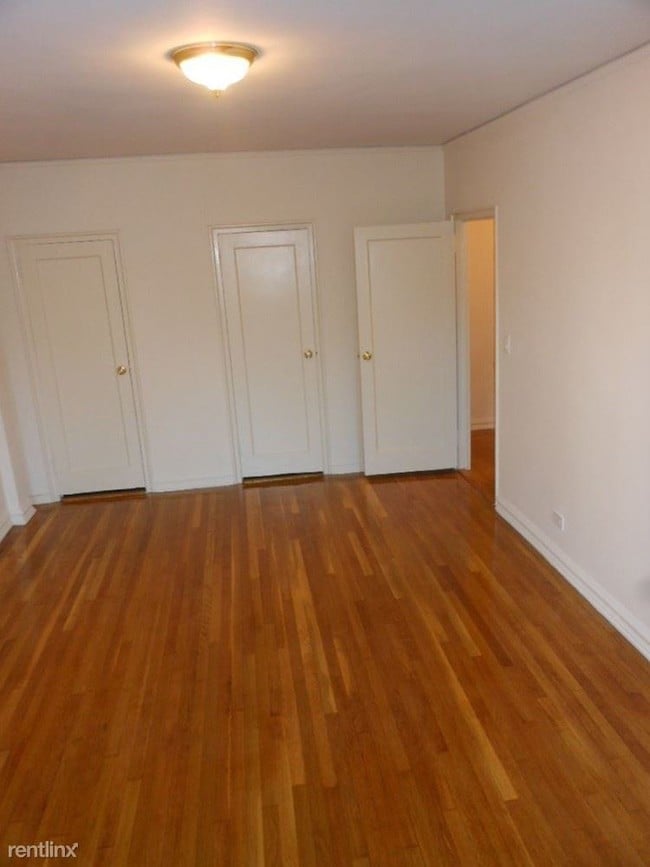 Building Photo - 511 W 232nd St