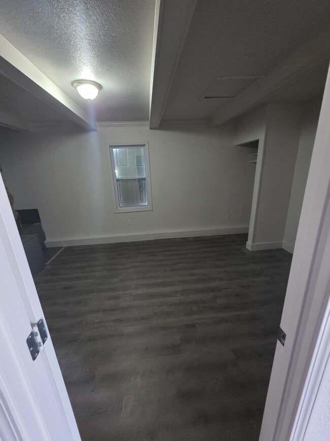 Building Photo - 716 St Martin Dr