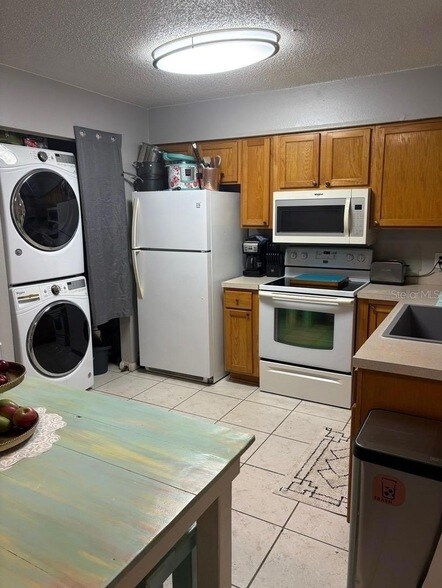 Foto del edificio - 26591 Fairway Dr