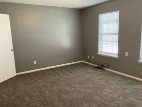 Building Photo - 1517 TX-146