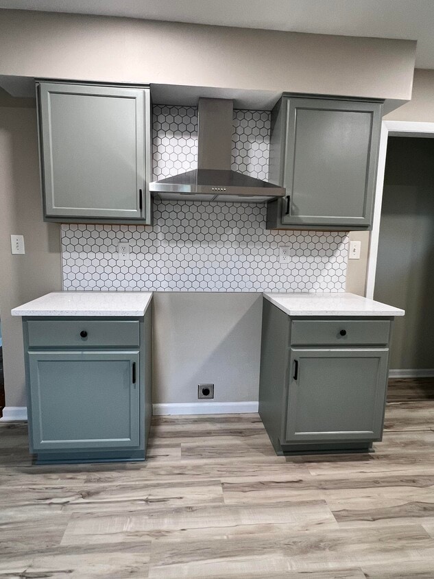 Foto principal - 8021 W Mill Rd