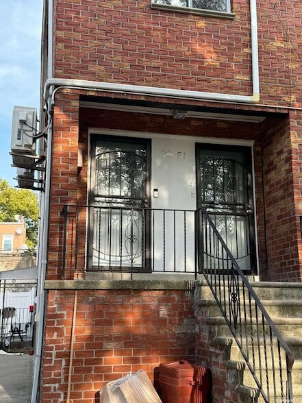 Building Photo - 30-51 83rd Street Unit 1