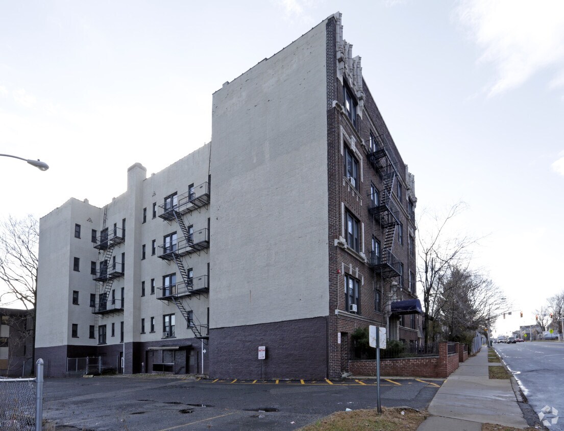 24 S Grove Apartments East Orange, NJ