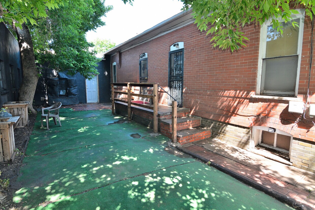 3964 S Broadway Unit B, Englewood, CO 80113 Apartments in Englewood