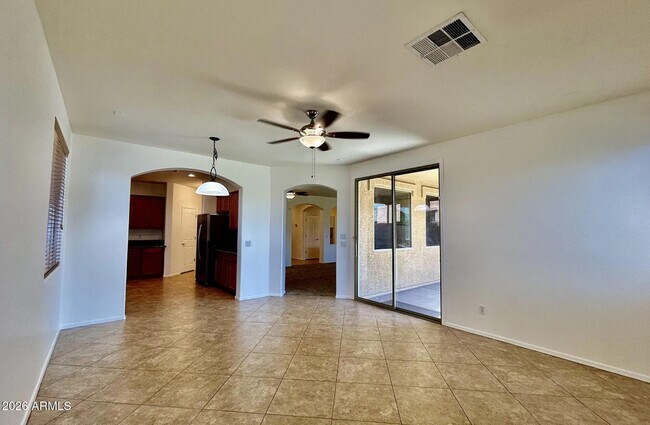 Building Photo - 3028 S 90th Dr