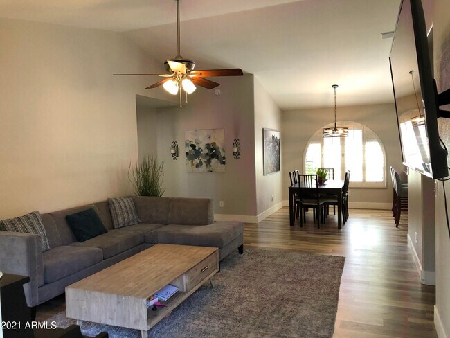 Foto del edificio - 16805 N 59th St