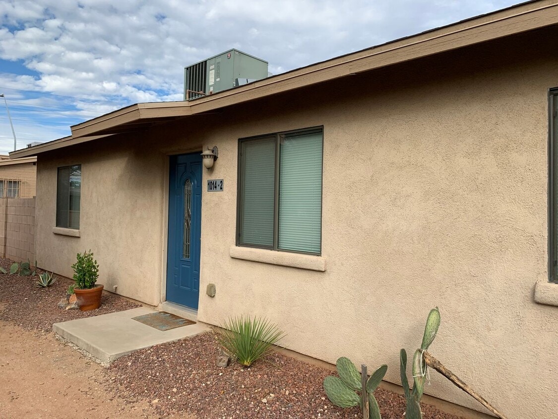 Photo - Introducing 1014 E Glenn #2, a charming 2-bedroom, 2-bathroom home located in the heart of Tucson, A