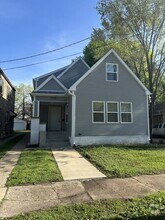 Building Photo - 1122 16th Ave