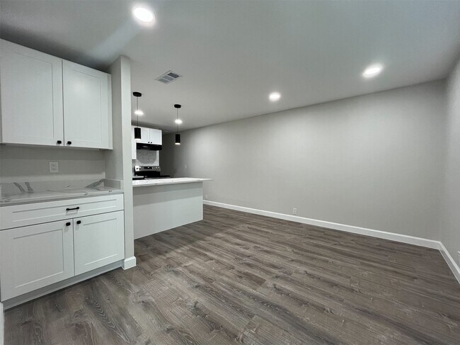 Foto del edificio - 3 Becca Ct