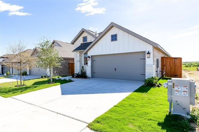 Building Photo - 216 Blackborrow Dr