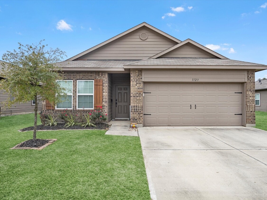 Foto principal - 1123 Station Manor Ln