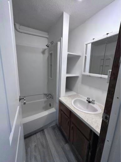 Photo du bâtiment - All Inclusive One Bed downtown