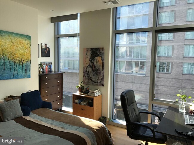 Foto del edificio - 1177 22nd St NW