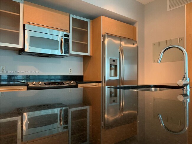 Foto del edificio - 951 Brickell Ave