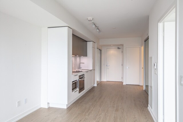 Photo du bâtiment - 85-1685 Wood St