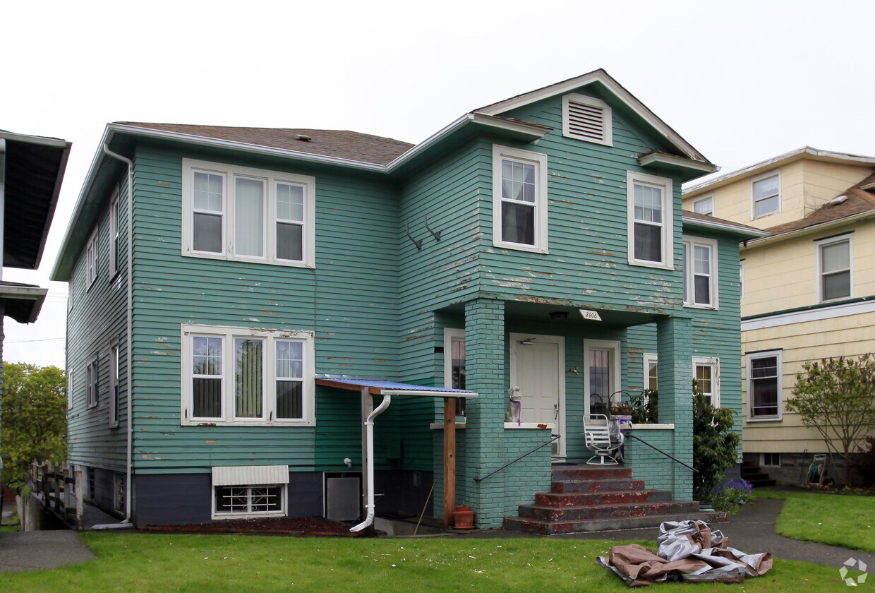 2406 Hoyt Ave, Everett, WA 98201 Apartments in Everett, WA