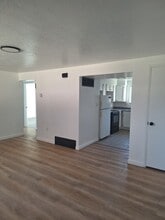 Building Photo - 2014 W 4700 S
