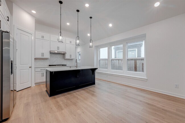 Foto del edificio - 11430 Gossamer Wing Ln