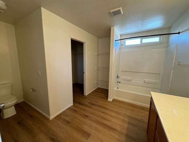 Building Photo - 8751 Autumn Teal Ave