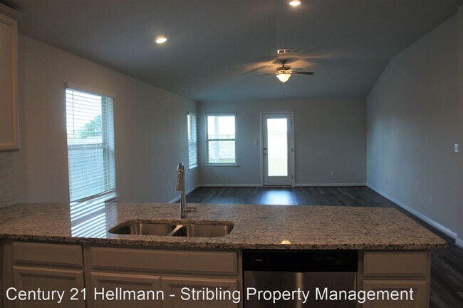 Building Photo - 4 br, 3 bath House - 609 Vaughn Street